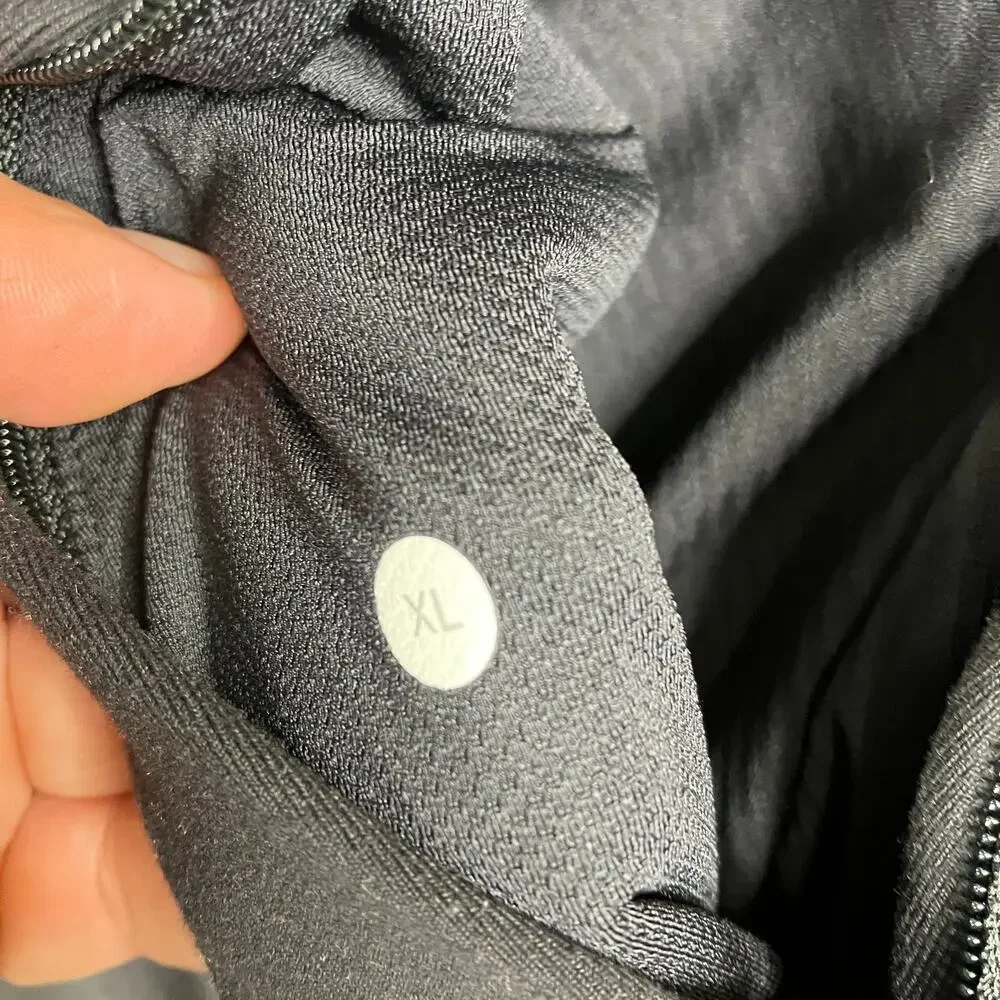 Lululemon Black Jacket Mens XL Full Zip Lightweight Stretch Casual Outdoor Layer